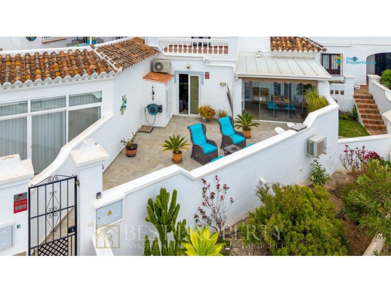 2 makuuhuone Huoneisto myytävänä paikassa Nerja - 450 000 € (Ref: 9880787)