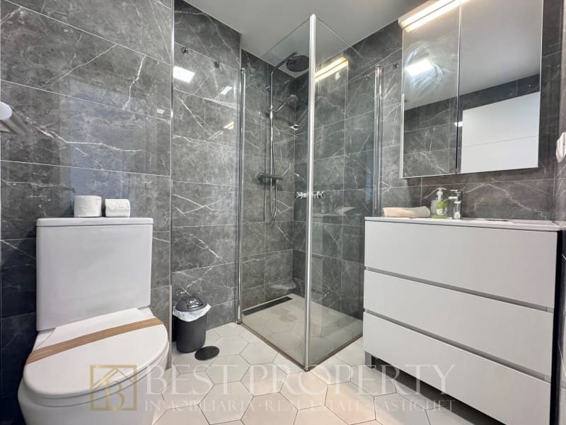 2 bedroom Apartment for sale in Nerja - € 325,000 (Ref: 9892402)