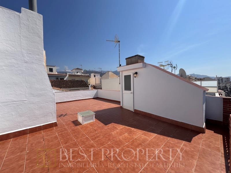 3 Zimmer Haus zu verkaufen in Nerja - 465.000 € (Ref: 9936079)