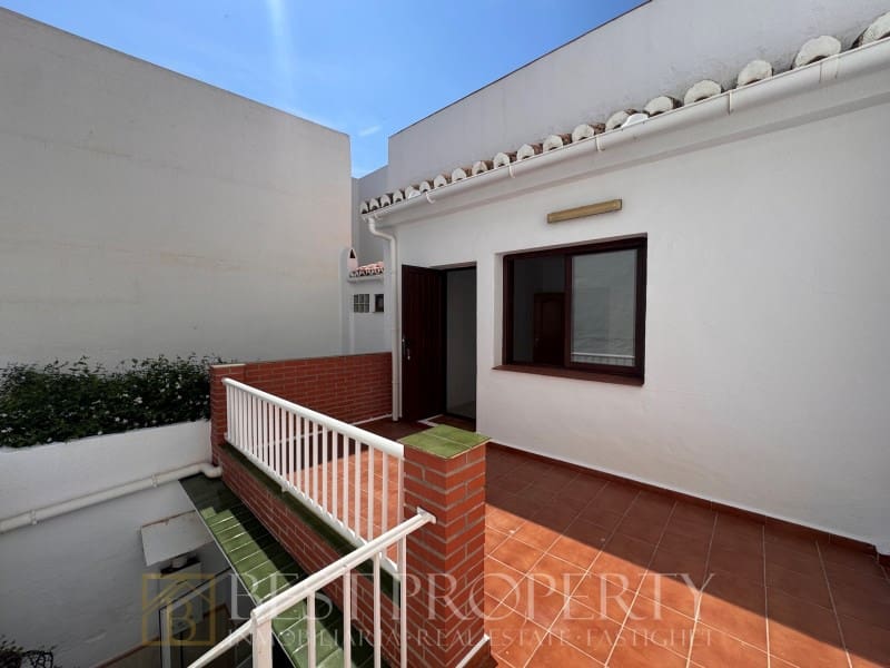 3 Zimmer Haus zu verkaufen in Nerja - 465.000 € (Ref: 9936079)
