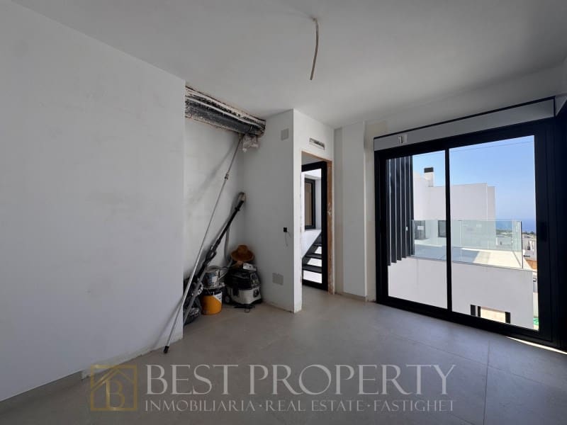 5 sypialnia Willa na sprzedaż w Nerja z basenem - 775 000 € (Ref: 9942031)