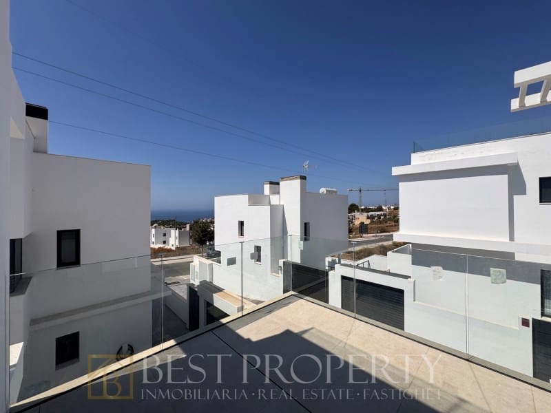 5 sypialnia Willa na sprzedaż w Nerja z basenem - 775 000 € (Ref: 9942031)