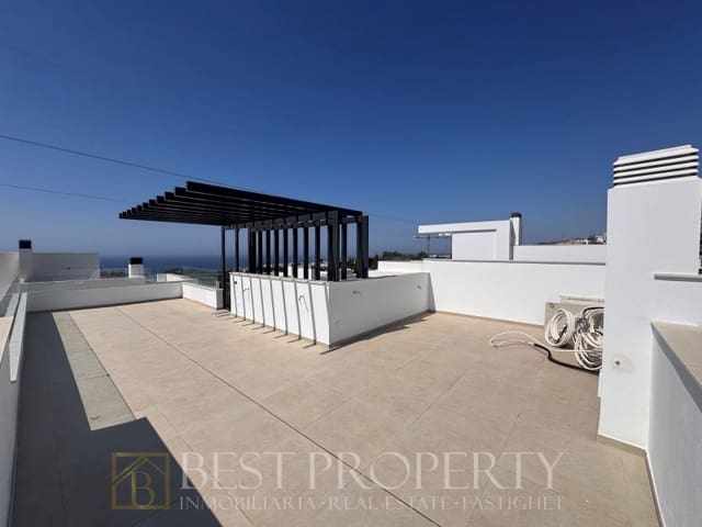 5 soveværelse Villa til salg i Capistrano, Nerja med swimmingpool - € 775.000 (Ref: 9942031)