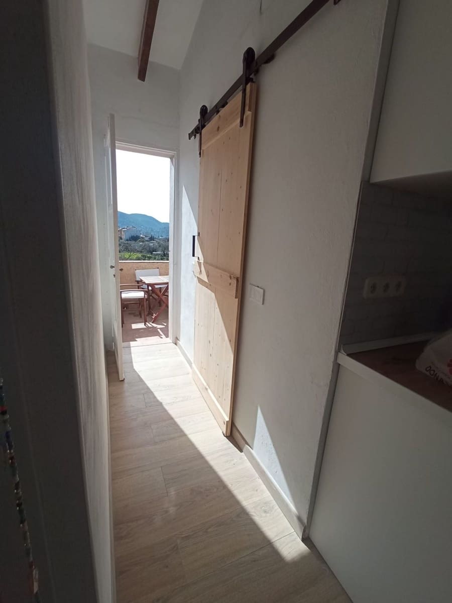 2 bedroom Apartment for sale in Andratx with garage - € 320,000 (Ref: 9458622)