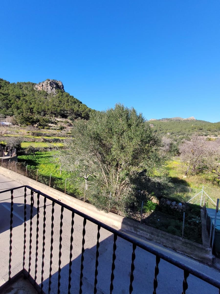 2 bedroom Apartment for sale in Andratx with garage - € 320,000 (Ref: 9458622)