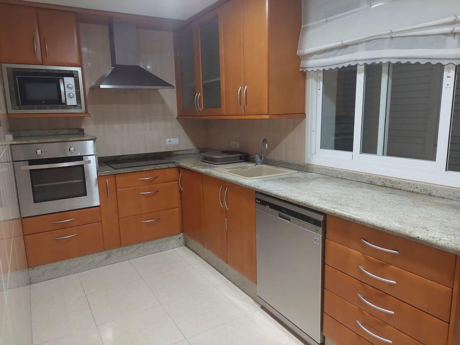 3 bedroom Apartment for sale in Coll d'en Rabassa with garage - € 450,000 (Ref: 9458624)