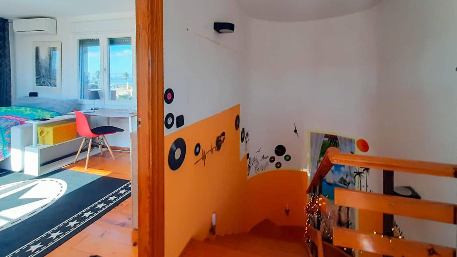 9 soverom Villa til salgs i La Manga del Mar Menor med svømmebasseng garasje - € 580 000 (Ref: 10180697)