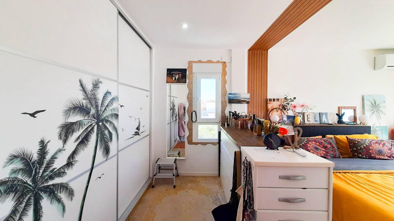 9 soverom Villa til salgs i La Manga del Mar Menor med svømmebasseng garasje - € 580 000 (Ref: 10180697)