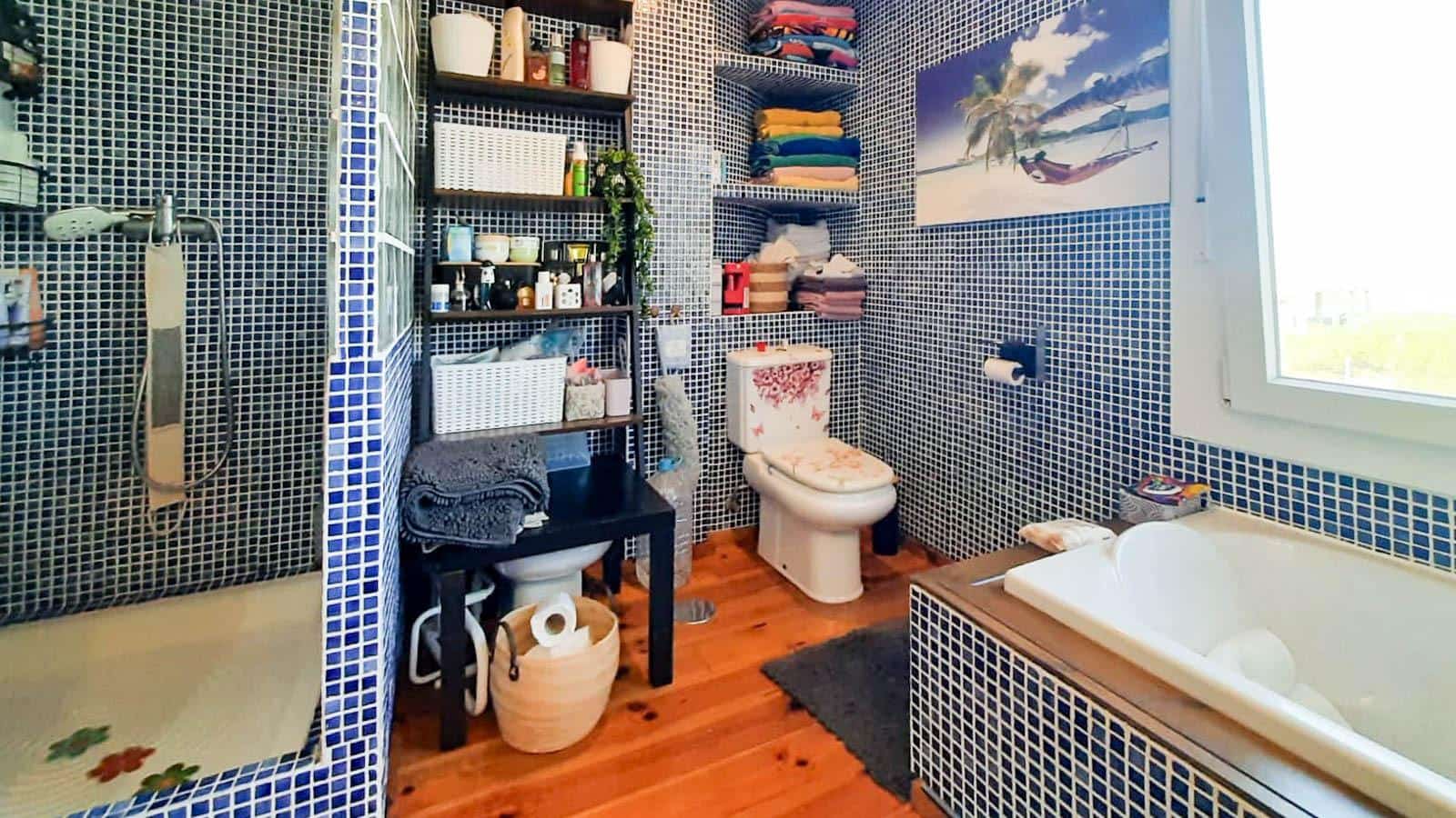 9 soverom Villa til salgs i La Manga del Mar Menor med svømmebasseng garasje - € 580 000 (Ref: 10180697)