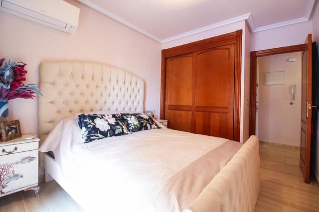 3 quarto Apartamento para venda em La Manga del Mar Menor com piscina garagem - 290 000 € (Ref: 8597411)