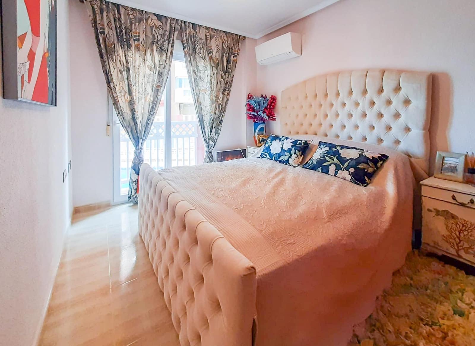 Apartamento de 3 habitaciones en La Manga del Mar Menor en venta con piscina garaje - 290.000 € (Ref: 8597411)