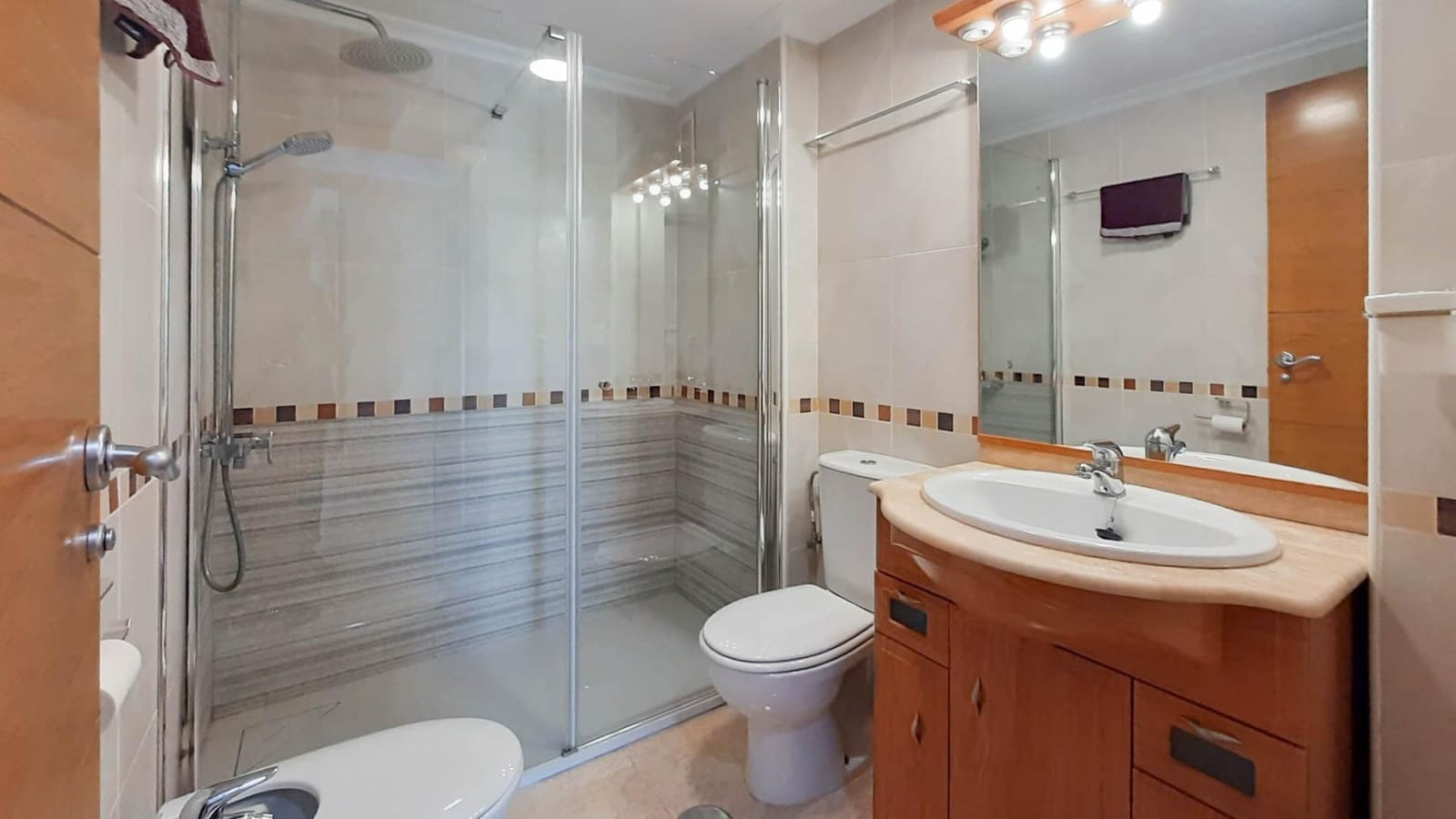 2 quarto Apartamento para venda em La Manga del Mar Menor com piscina - 210 000 € (Ref: 9470419)