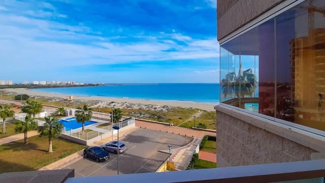 Apartamento de 2 habitaciones en La Manga del Mar Menor en venta con piscina - 210.000 € (Ref: 9470419)