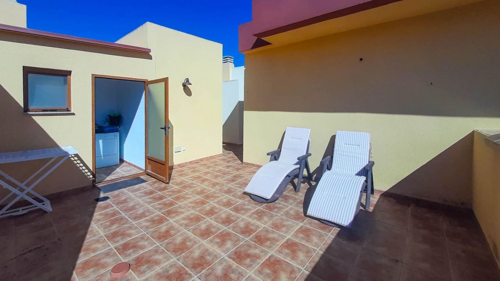 2 chambre Penthouse à vendre à La Manga del Mar Menor avec piscine - 315 000 € (Ref: 9625756)