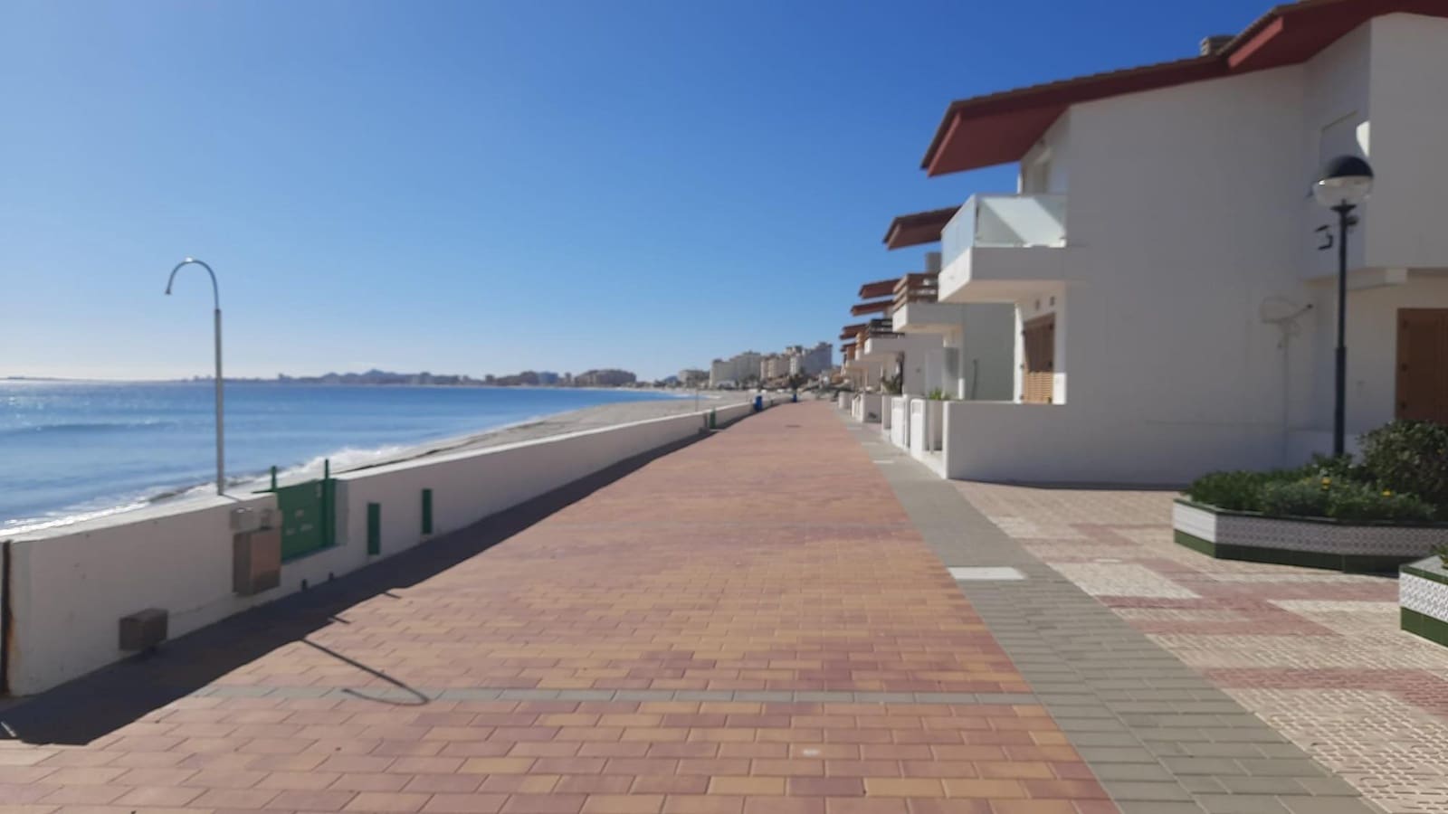 2 soveværelse Lejlighed til salg i La Manga del Mar Menor med swimmingpool - € 315.000 (Ref: 9648205)