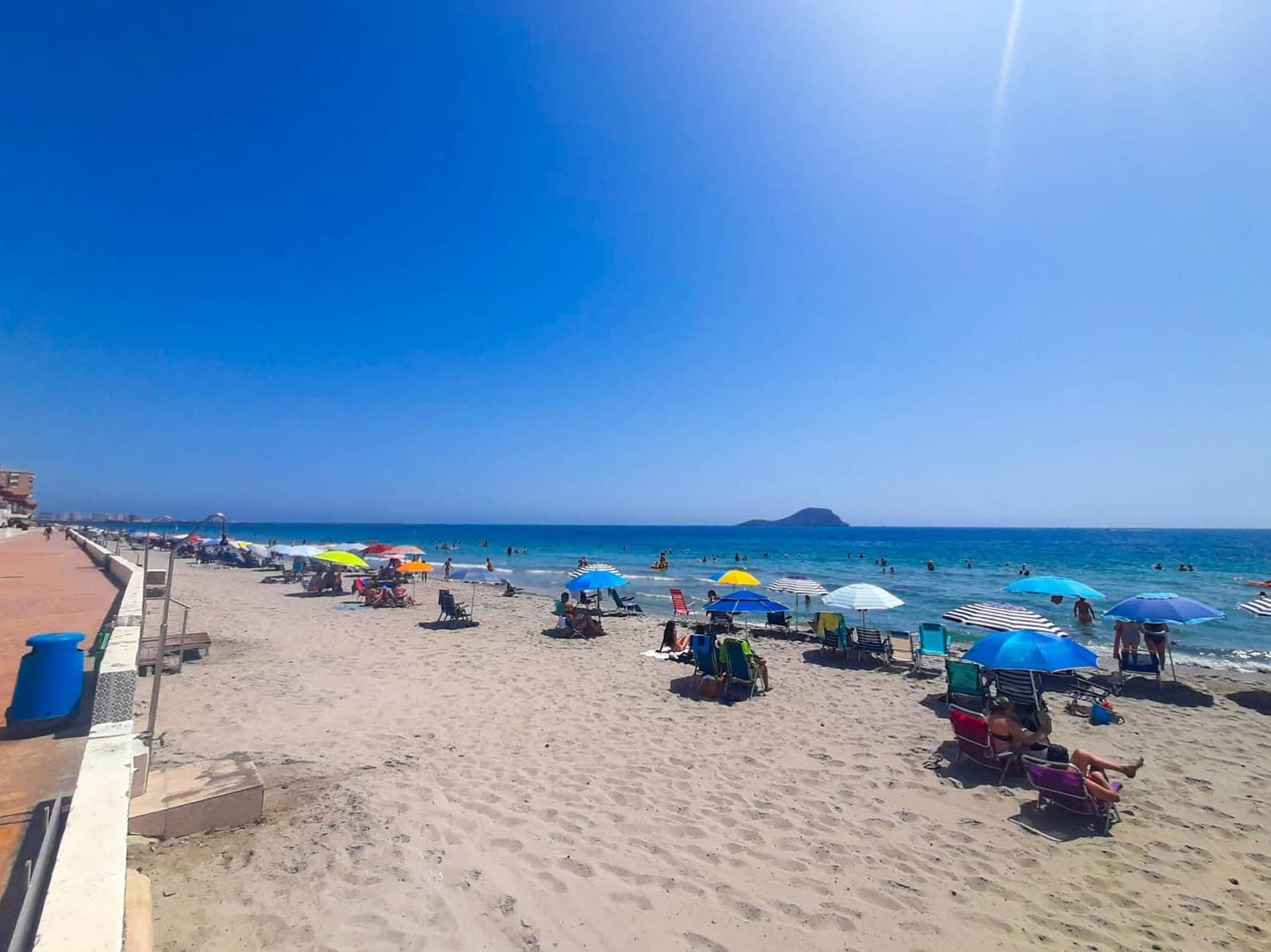 2 soveværelse Lejlighed til salg i La Manga del Mar Menor med swimmingpool - € 315.000 (Ref: 9648205)