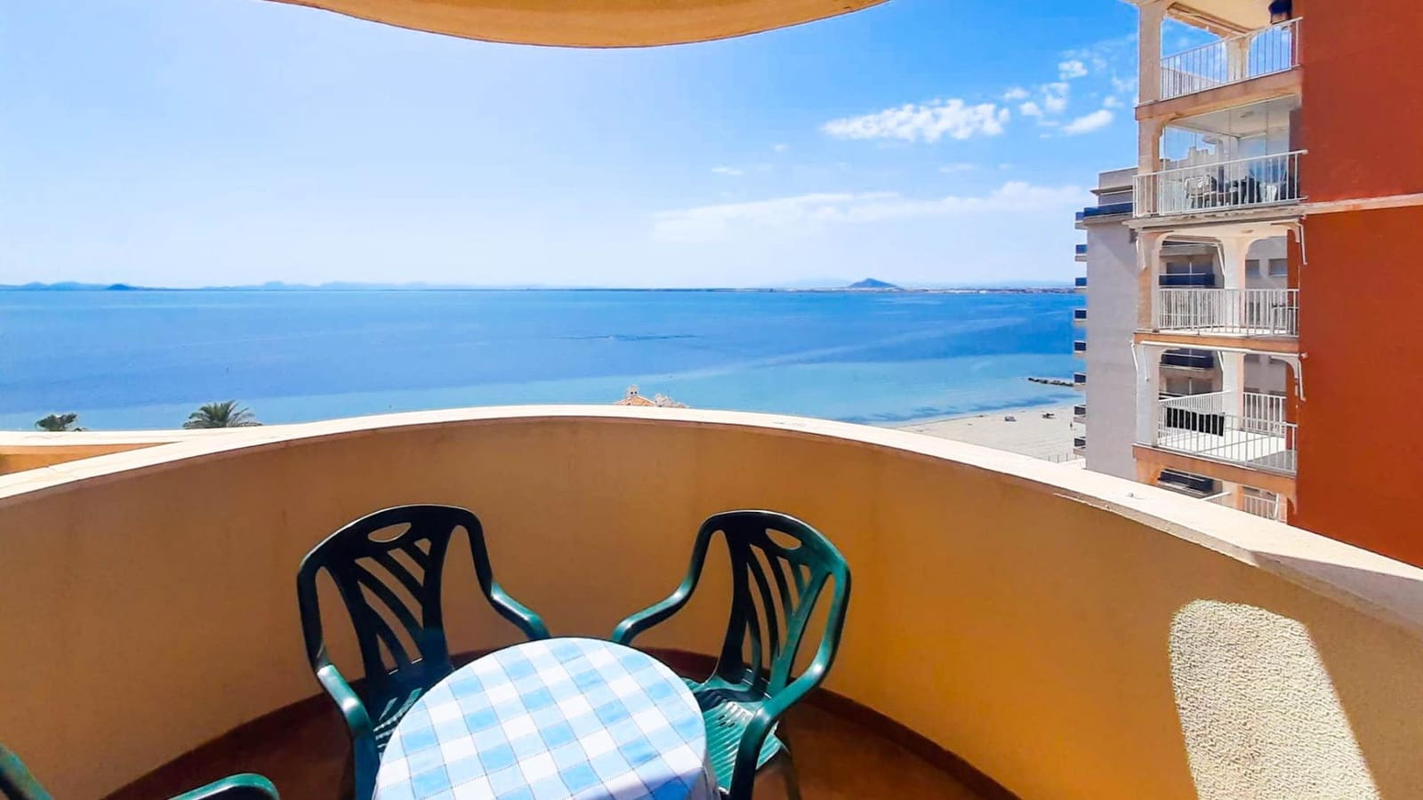 3 soveværelse Lejlighed til salg i La Manga del Mar Menor med garage - € 209.000 (Ref: 9794667)