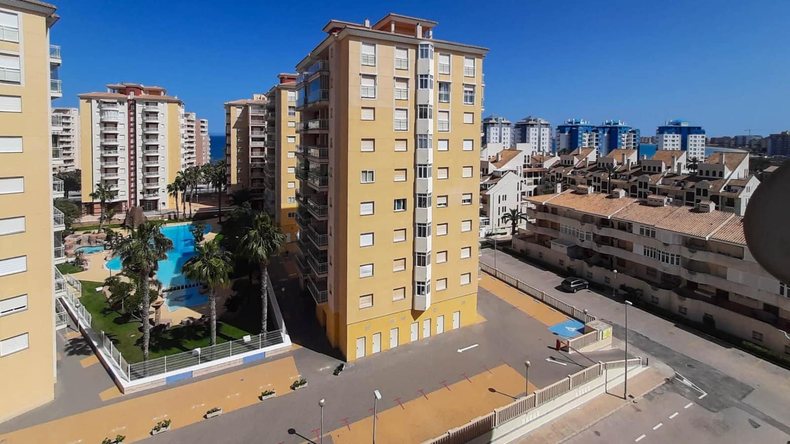 3 soveværelse Lejlighed til salg i La Manga del Mar Menor med garage - € 209.000 (Ref: 9794667)