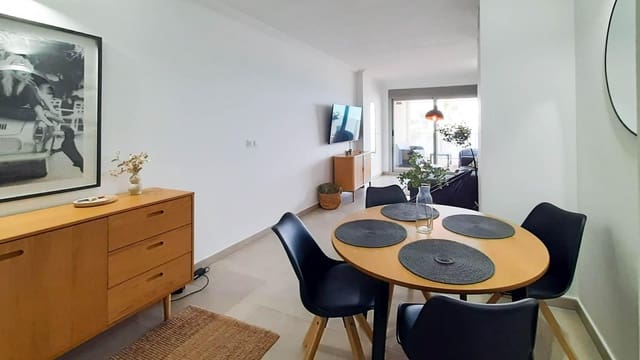 2 slaapkamer Appartement te koop in La Manga del Mar Menor met zwembad garage - € 247.000 (Ref: 9799301)