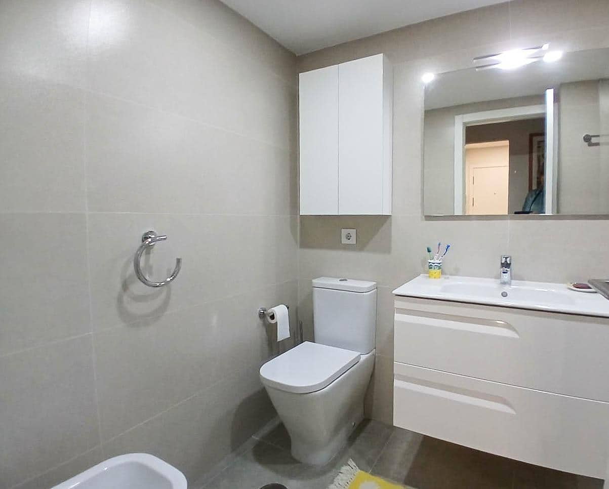 2 Zimmer Apartment zu verkaufen in La Manga del Mar Menor mit Pool Garage - 210.000 € (Ref: 9831581)
