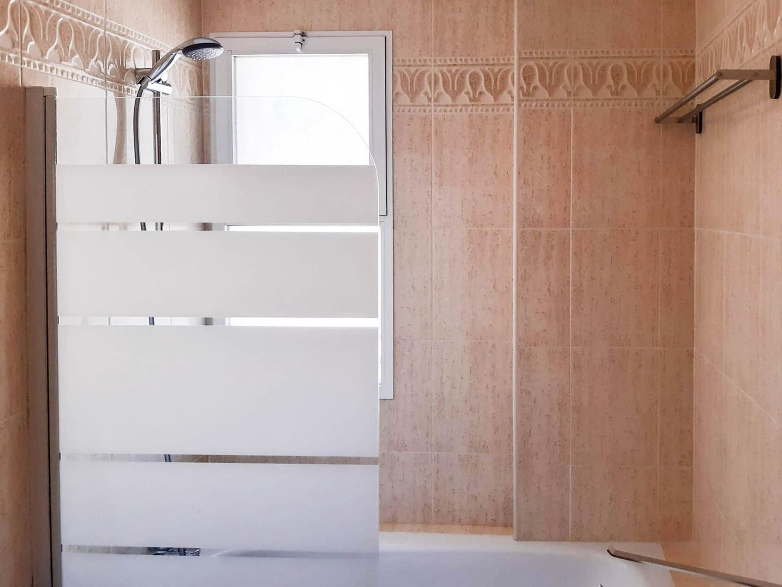 1 slaapkamer Appartement te koop in La Manga del Mar Menor met zwembad - € 135.000 (Ref: 9843433)