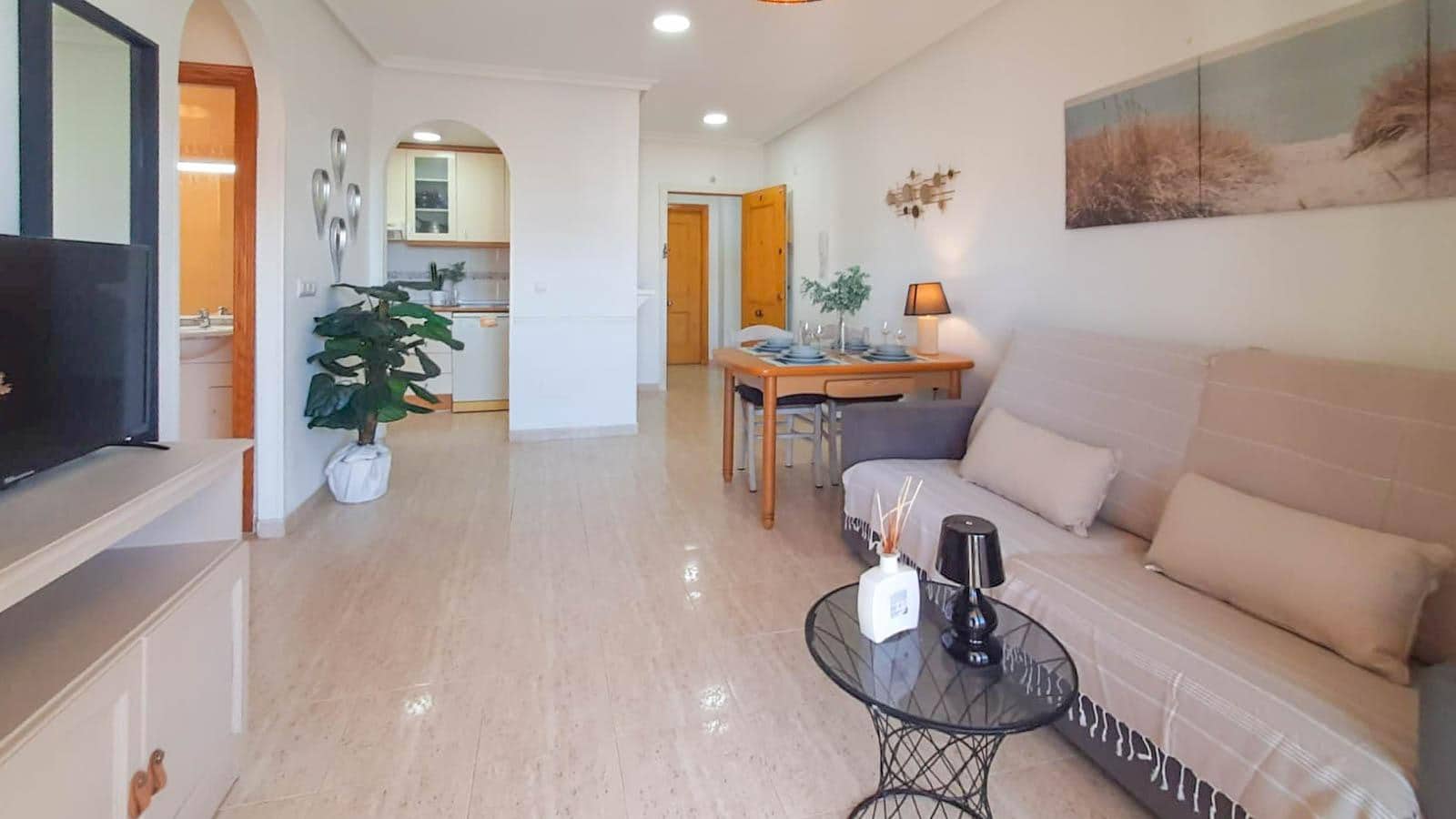 1 makuuhuone Huoneisto myytävänä paikassa La Manga del Mar Menor mukana uima-altaan - 135 000 € (Ref: 9843433)
