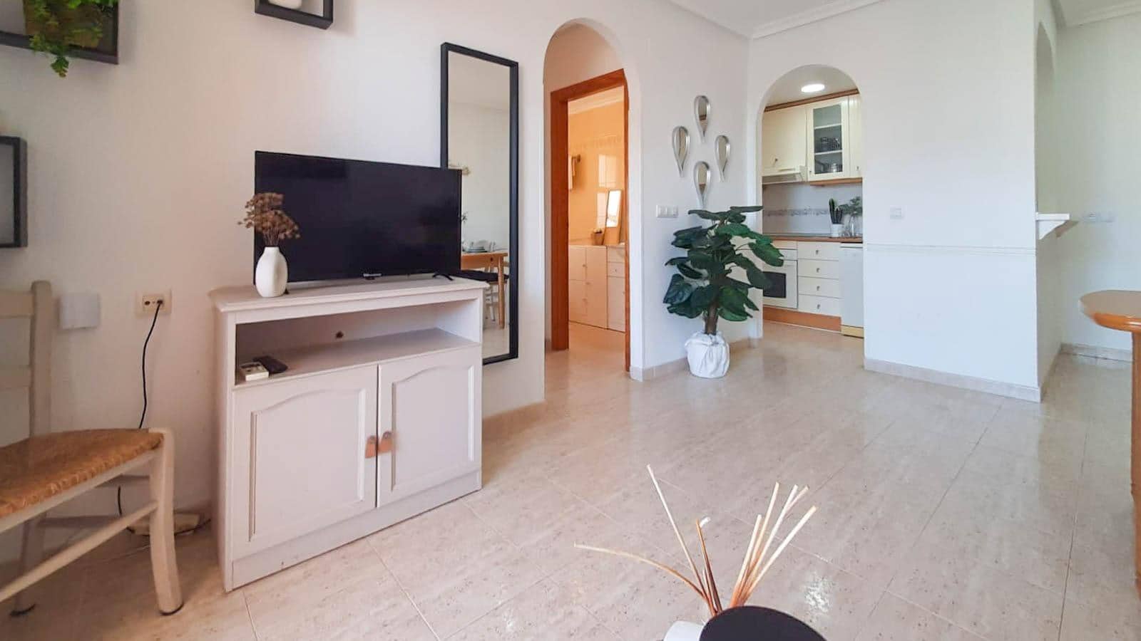 1 makuuhuone Huoneisto myytävänä paikassa La Manga del Mar Menor mukana uima-altaan - 135 000 € (Ref: 9843433)