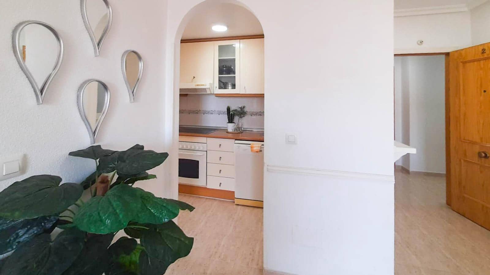 1 makuuhuone Huoneisto myytävänä paikassa La Manga del Mar Menor mukana uima-altaan - 135 000 € (Ref: 9843433)