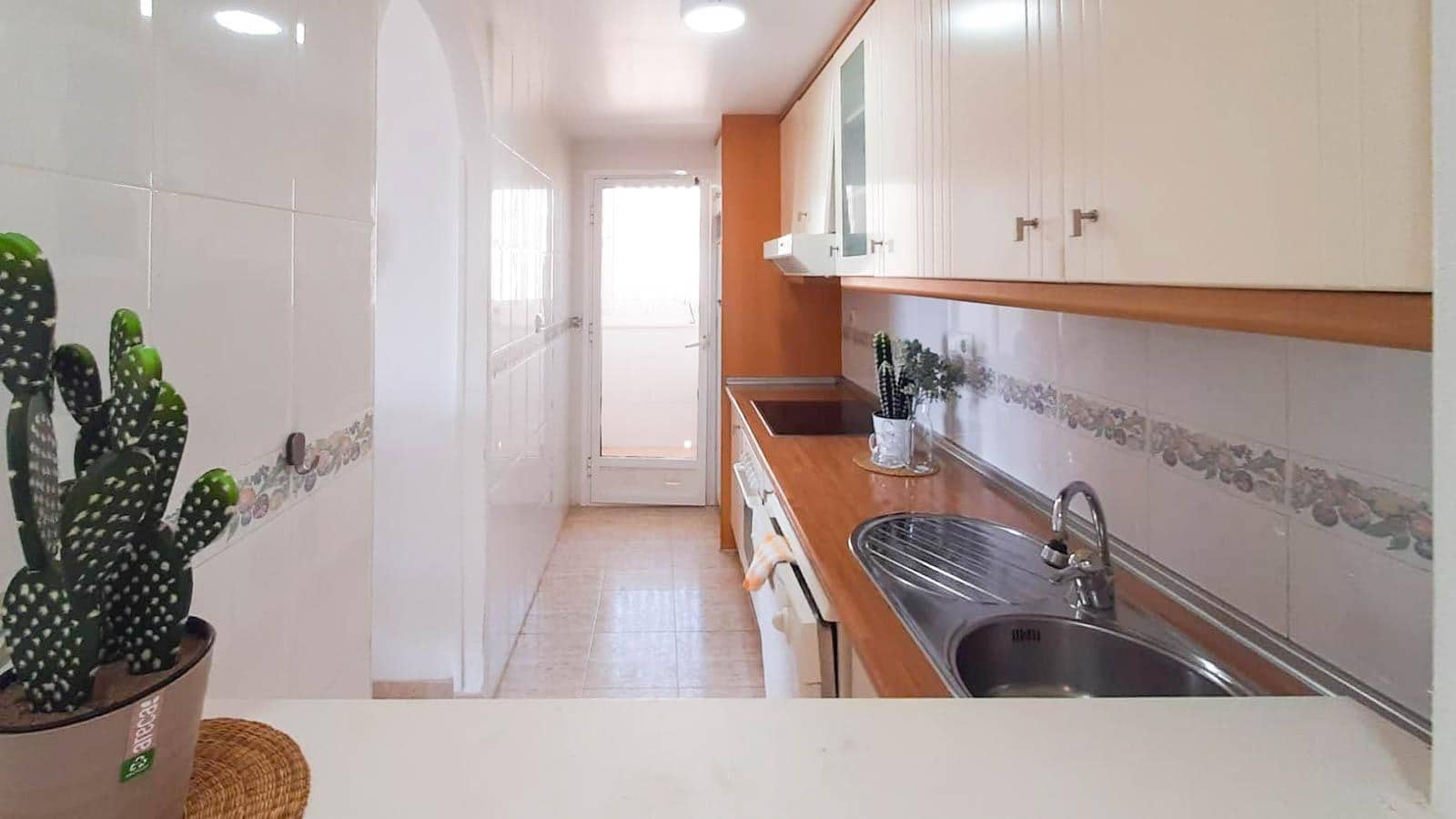 1 makuuhuone Huoneisto myytävänä paikassa La Manga del Mar Menor mukana uima-altaan - 135 000 € (Ref: 9843433)