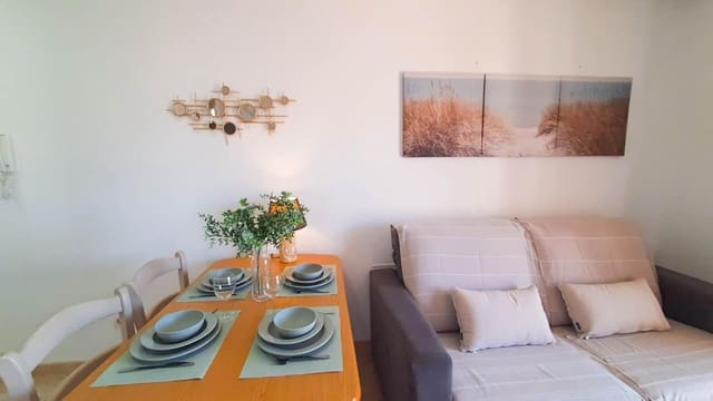 1 makuuhuone Huoneisto myytävänä paikassa La Manga del Mar Menor mukana uima-altaan - 135 000 € (Ref: 9843433)