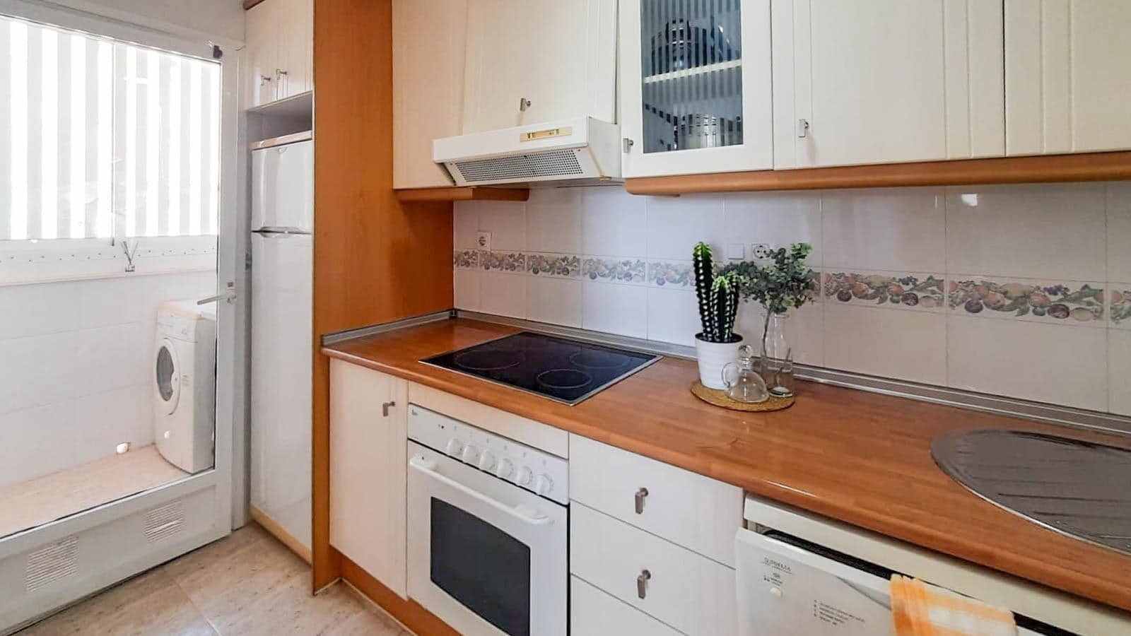 1 makuuhuone Huoneisto myytävänä paikassa La Manga del Mar Menor mukana uima-altaan - 135 000 € (Ref: 9843433)