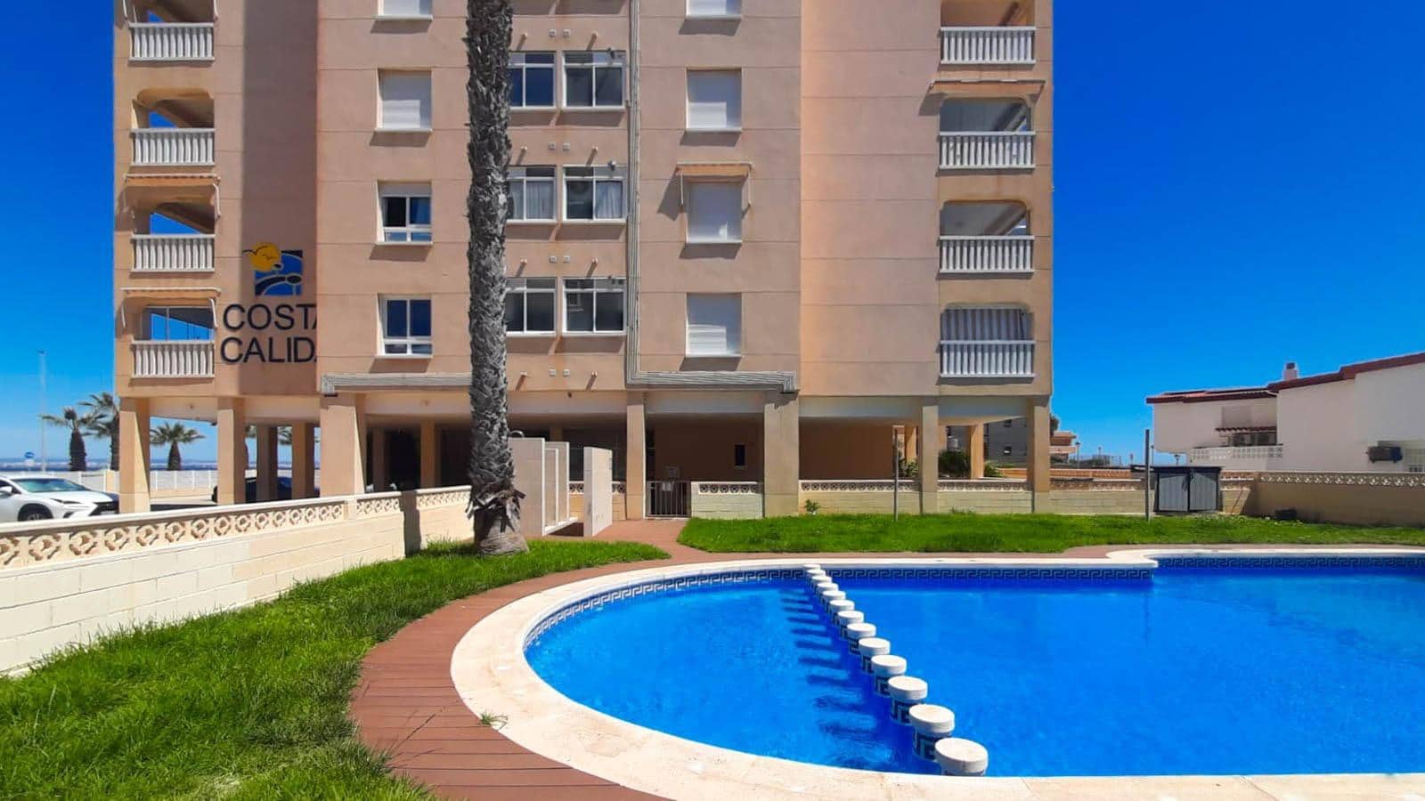 2 chambre Appartement à vendre à La Manga del Mar Menor avec piscine - 215 000 € (Ref: 9855526)
