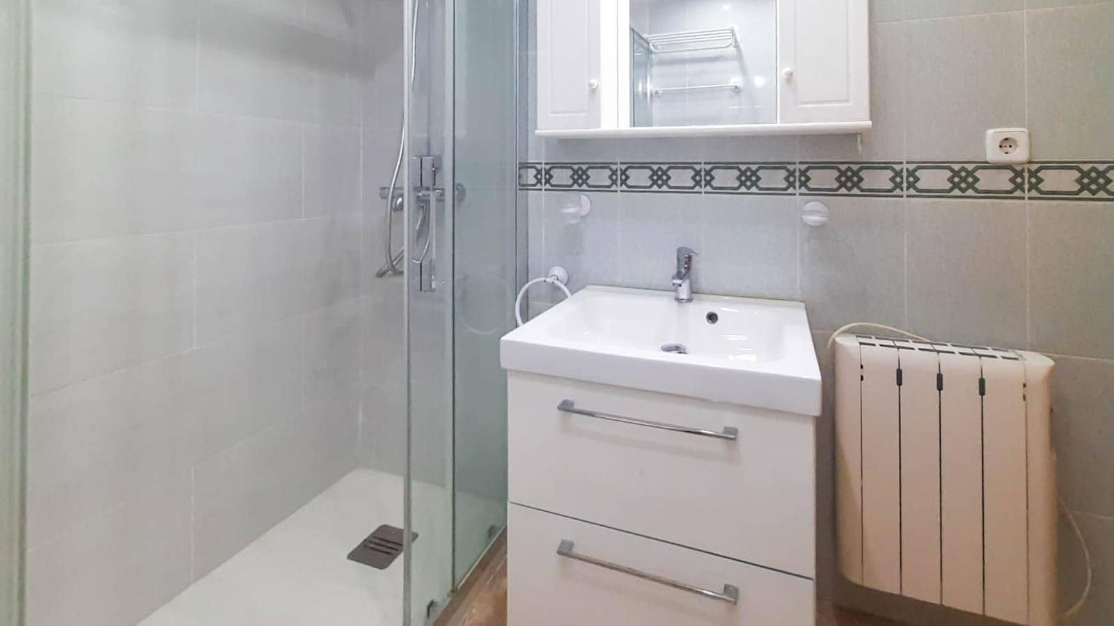 2 bedroom Apartment for sale in La Manga del Mar Menor with pool - € 215,000 (Ref: 9855526)
