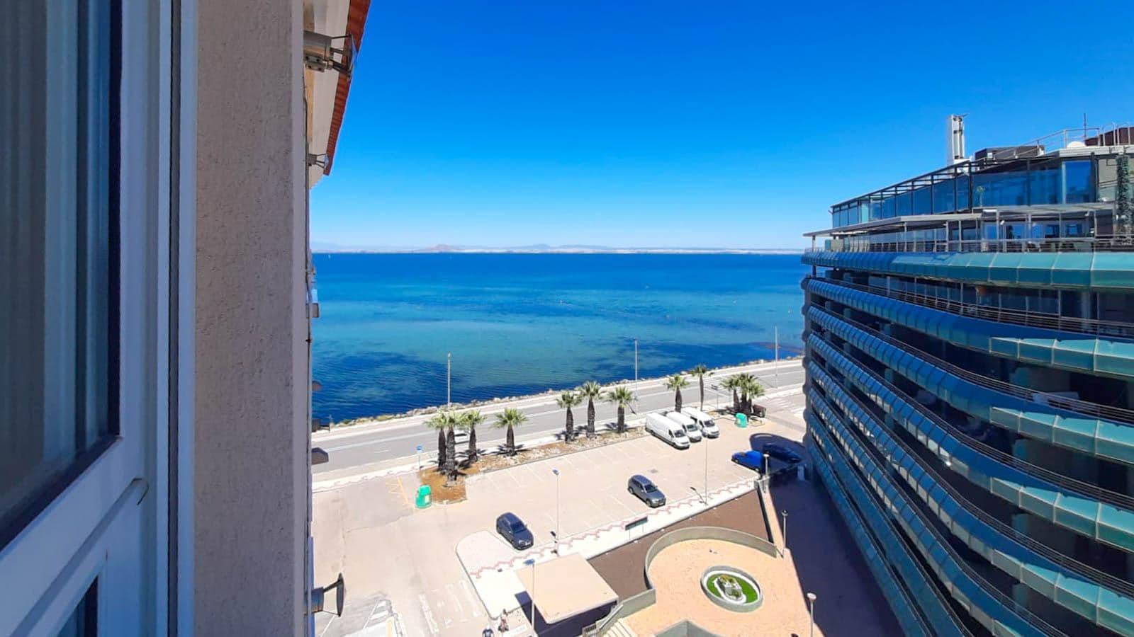2 bedroom Apartment for sale in La Manga del Mar Menor with pool - € 215,000 (Ref: 9855526)