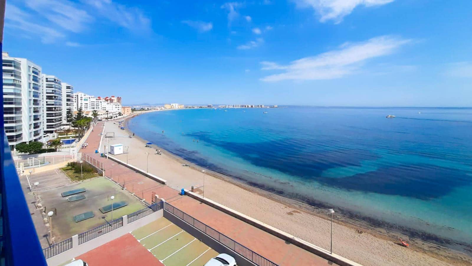 2 soveværelse Lejlighed til salg i La Manga del Mar Menor med swimmingpool - € 198.000 (Ref: 9892416)