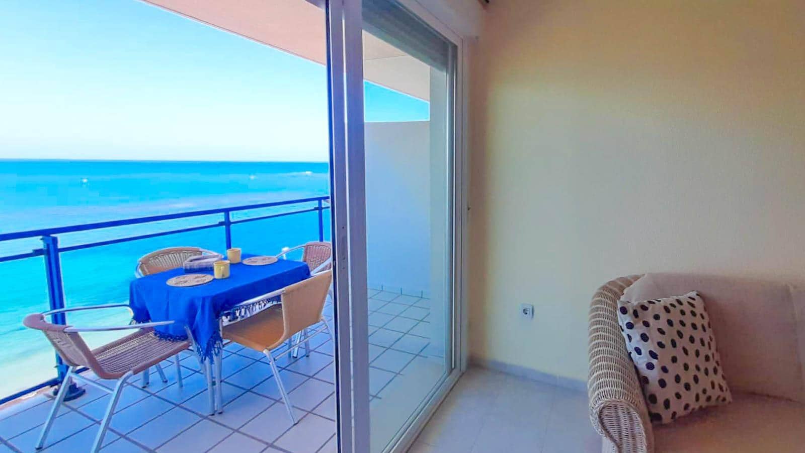 2 soveværelse Lejlighed til salg i La Manga del Mar Menor med swimmingpool - € 198.000 (Ref: 9892416)