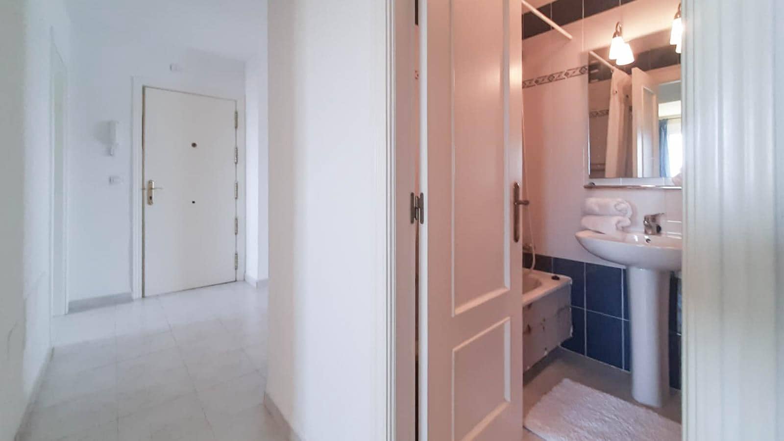 2 soveværelse Lejlighed til salg i La Manga del Mar Menor med swimmingpool - € 198.000 (Ref: 9892416)