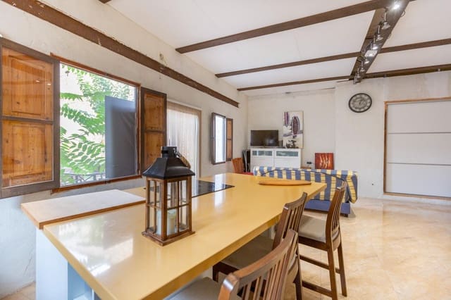 Casa de 2 habitaciones en Pla de Corrals, Simat de la Valldigna en venta con piscina - 290.000 € (Ref: 8670465)