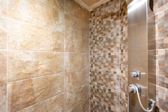 Casa de 2 habitaciones en Pla de Corrals, Simat de la Valldigna en venta con piscina - 290.000 € (Ref: 8670465)