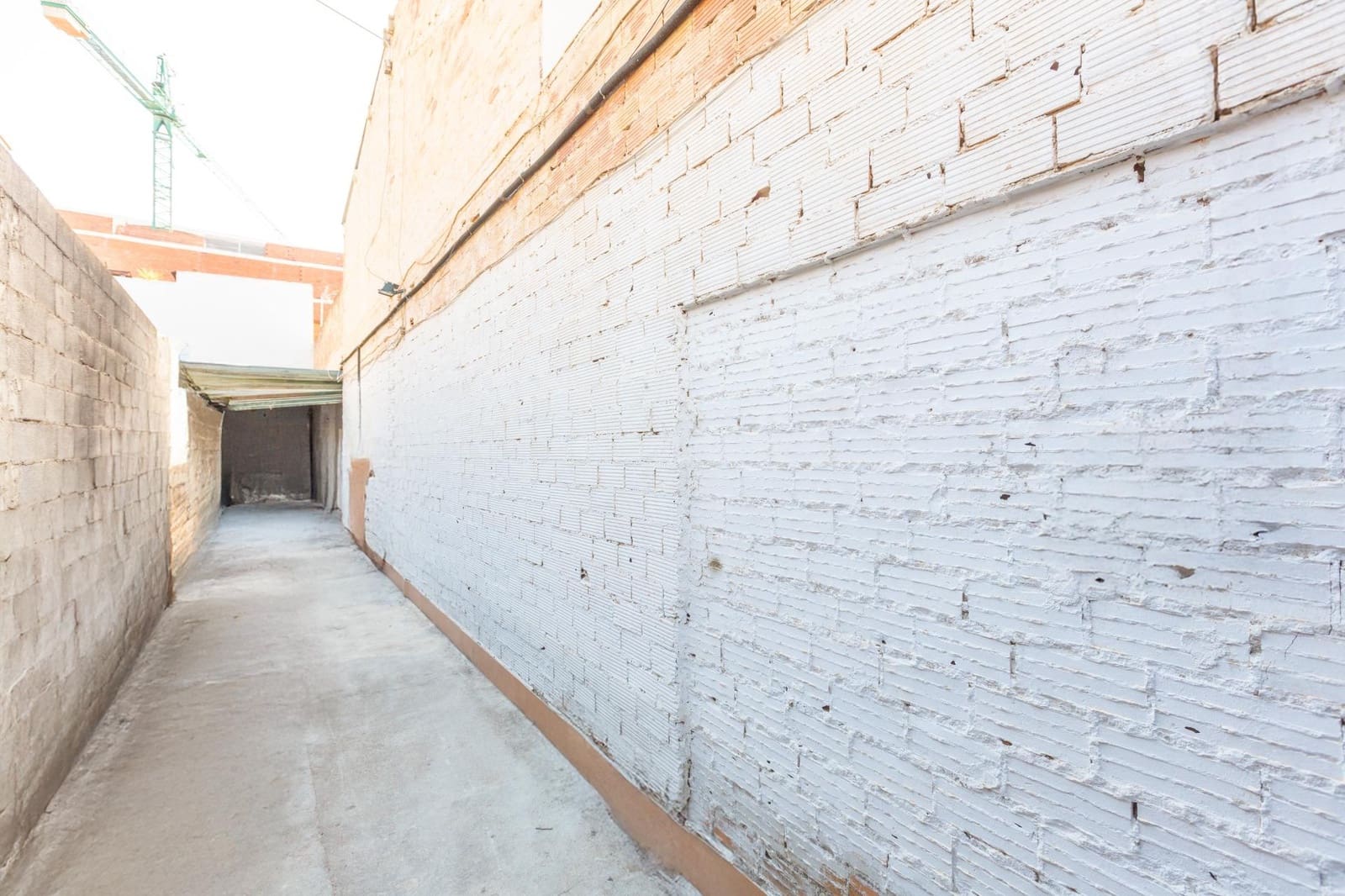 Erhverv til salg i Alcasser - € 189.000 (Ref: 9137085)