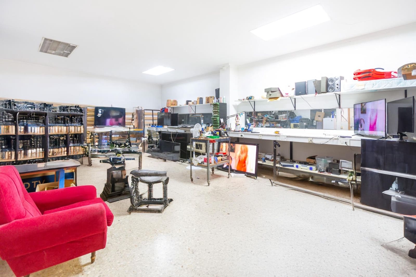 Erhverv til salg i Alcasser - € 189.000 (Ref: 9137085)