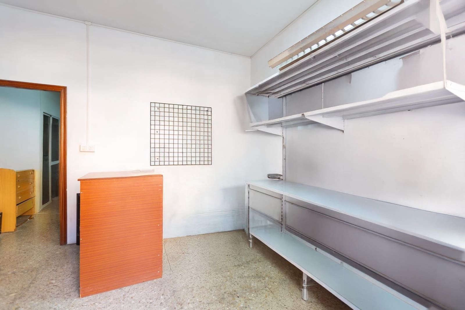 Erhverv til salg i Alcasser - € 189.000 (Ref: 9137085)