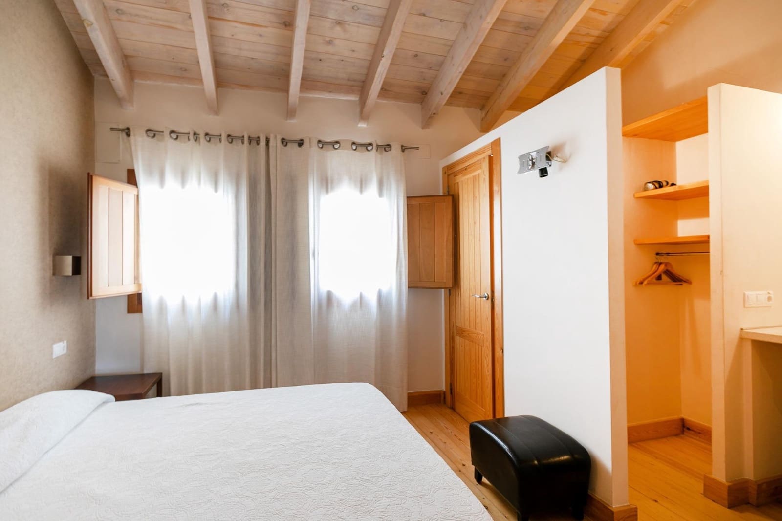 9 soveværelse Hotel til salg i Chulilla med swimmingpool - € 999.000 (Ref: 9159445)