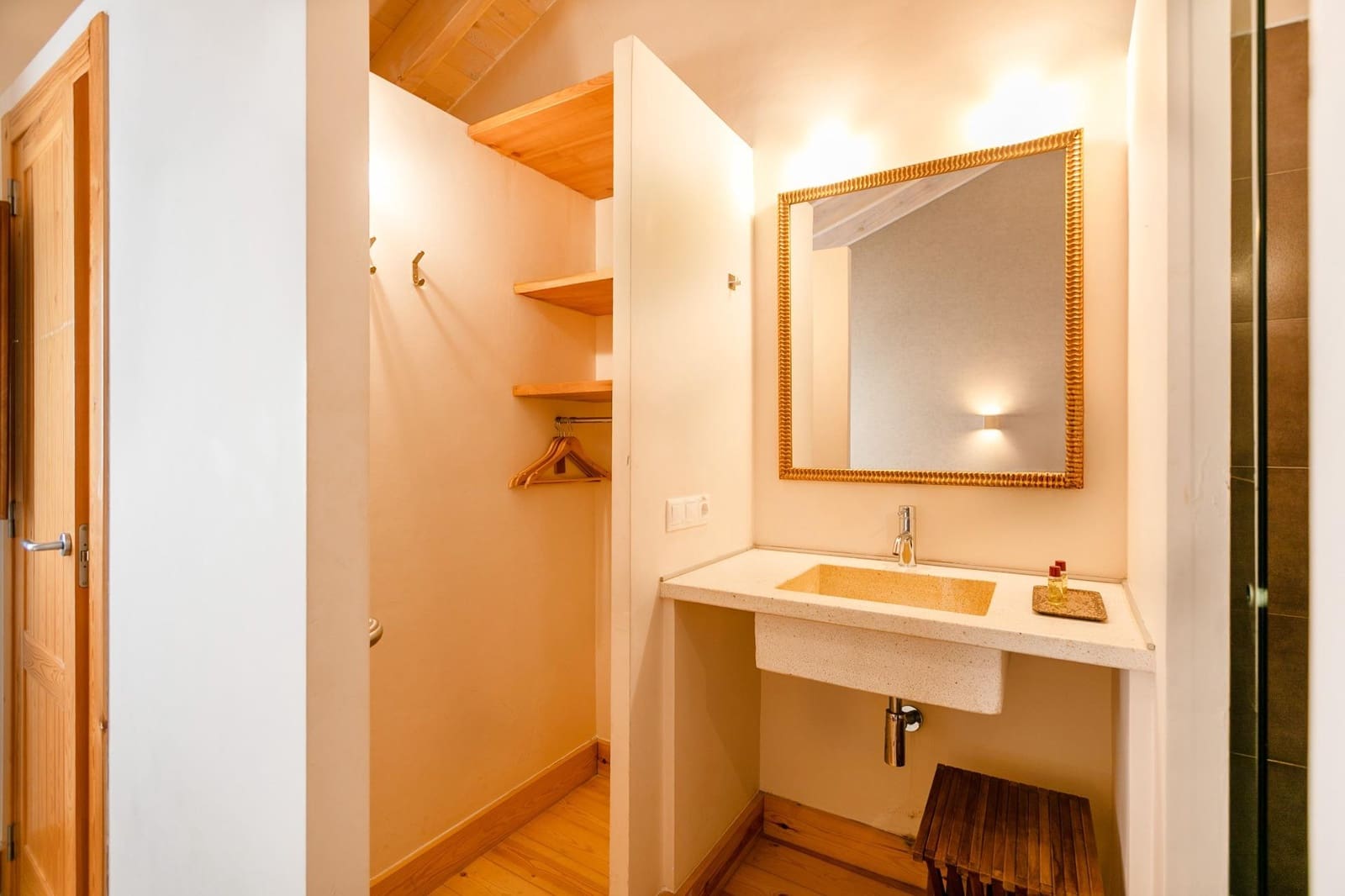 9 soveværelse Hotel til salg i Chulilla med swimmingpool - € 999.000 (Ref: 9159445)