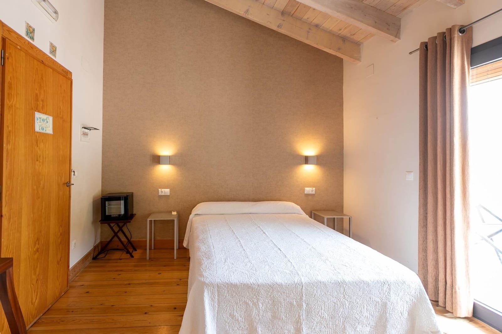 9 soveværelse Hotel til salg i Chulilla med swimmingpool - € 999.000 (Ref: 9159445)