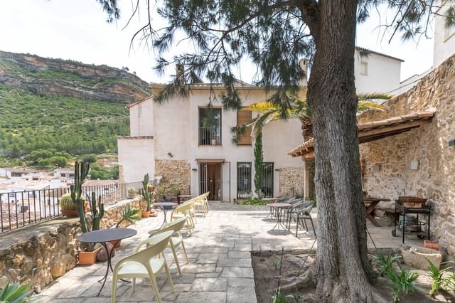 9 soverom Hotell til salgs i Chulilla med svømmebasseng - € 999 000 (Ref: 9159445)