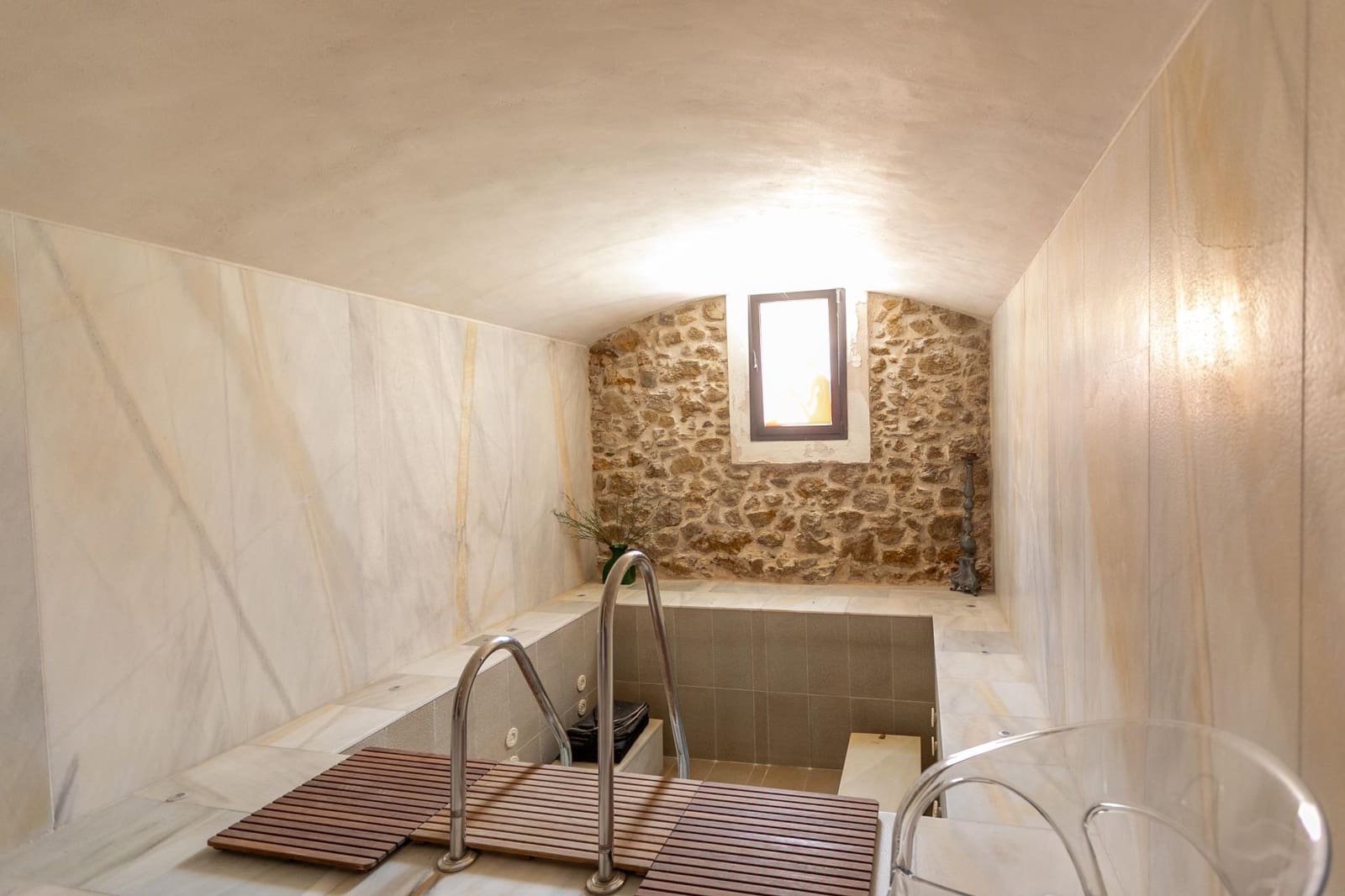 9 soveværelse Hotel til salg i Chulilla med swimmingpool - € 999.000 (Ref: 9159445)