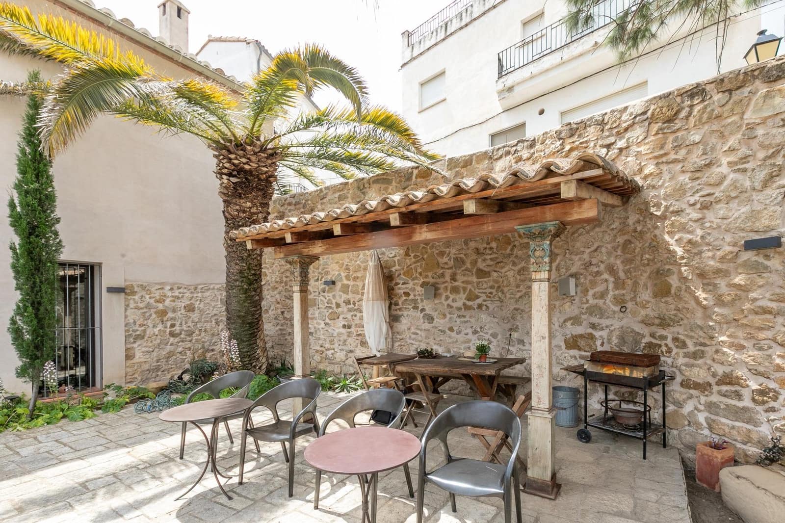 9 soveværelse Hotel til salg i Chulilla med swimmingpool - € 999.000 (Ref: 9159445)