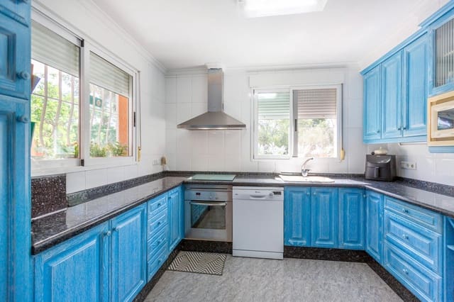 6 soverom Villa til salgs i Alzira med svømmebasseng - € 370 000 (Ref: 9262597)