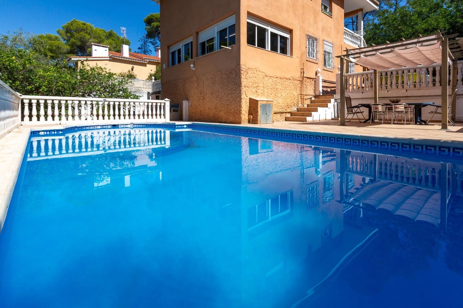 6 soverom Villa til salgs i Alzira med svømmebasseng - € 370 000 (Ref: 9262597)